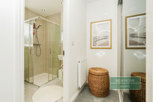 Photo 25- click for photo gallery